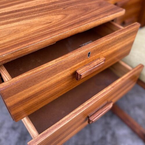 Retro Dresser