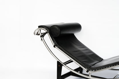 Vintage Le Corbusier Chaise Style Lounger