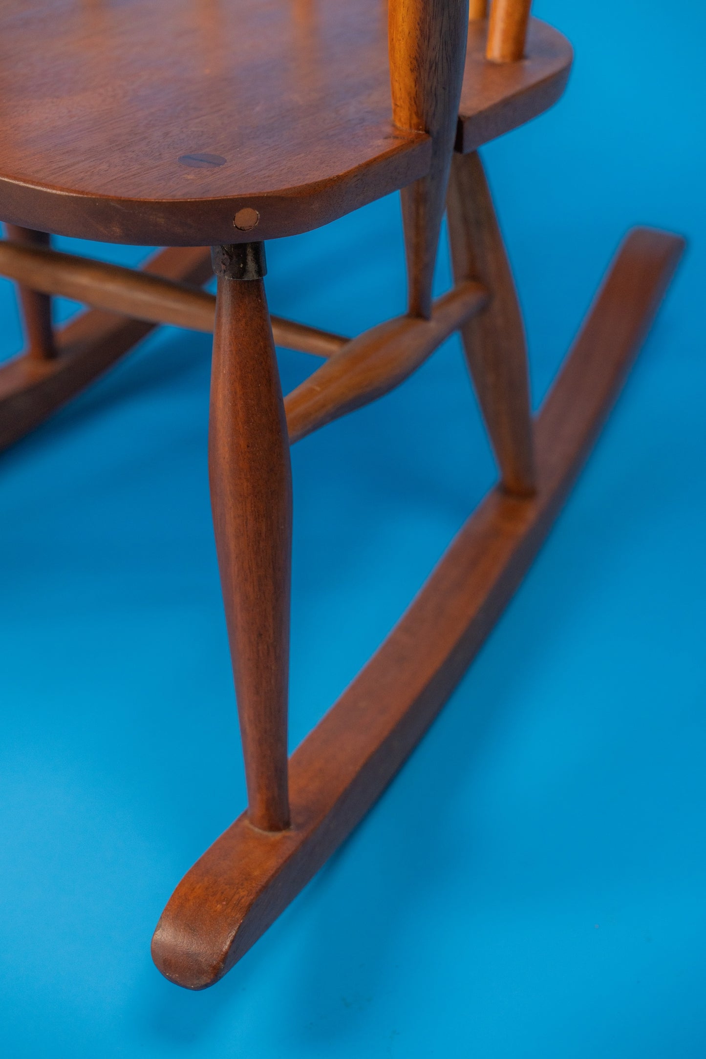 Lubis Styled Rocking Chair - Image 3