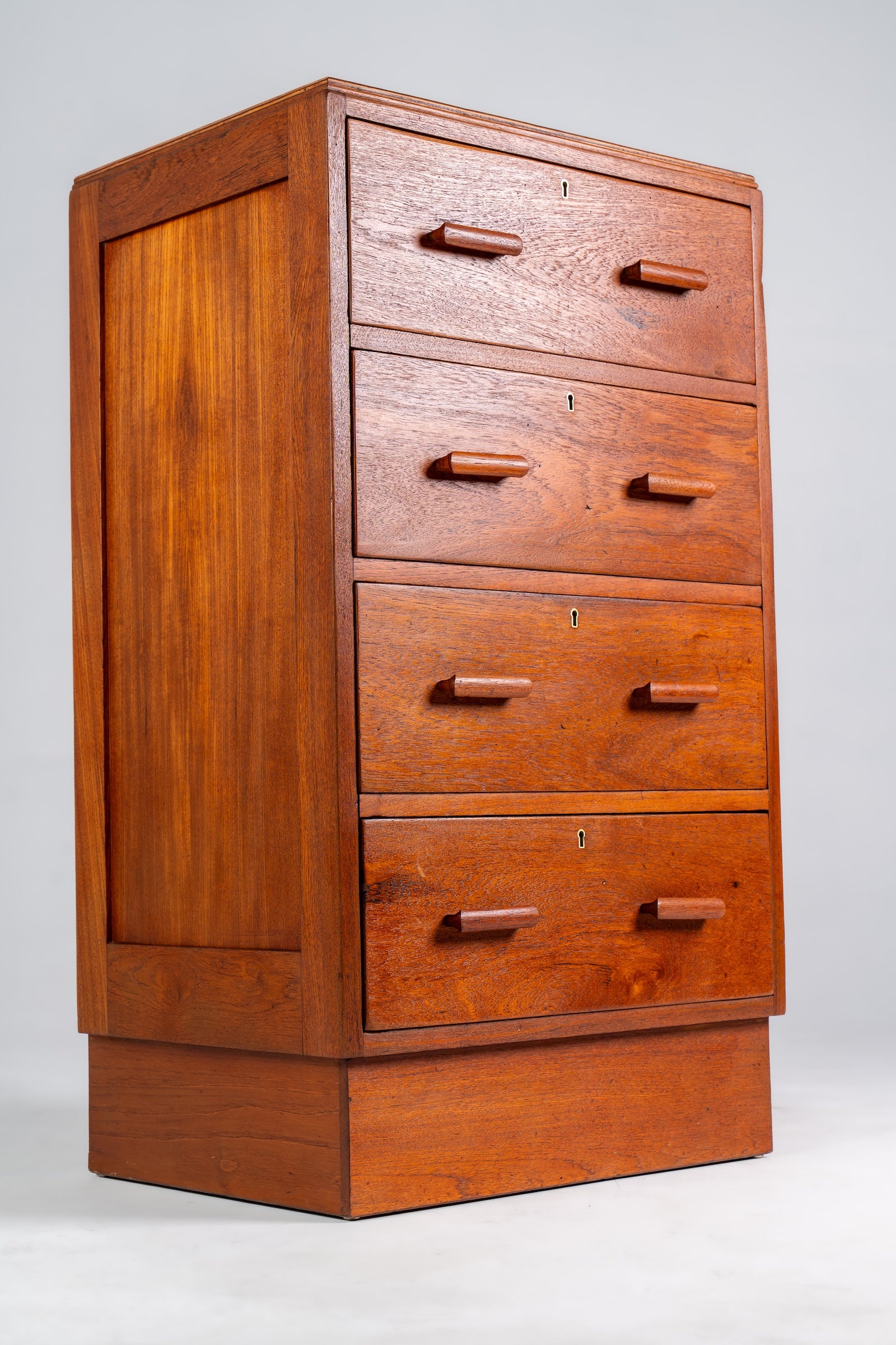 Vintage 4-Drawer Chest with Dovetail Joints